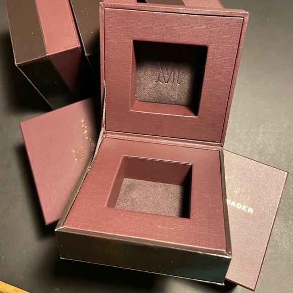 BUNDLE Of mixed sizes MONICA VINADER jewelry gift boxes, felt pouches, gift bag - Picture 4 of 8